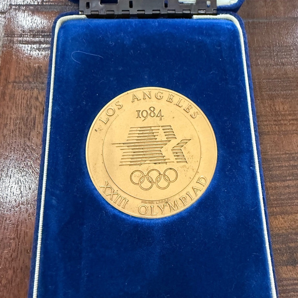 1984 Los Angeles Olympic Gold Volunteer Participation Medal